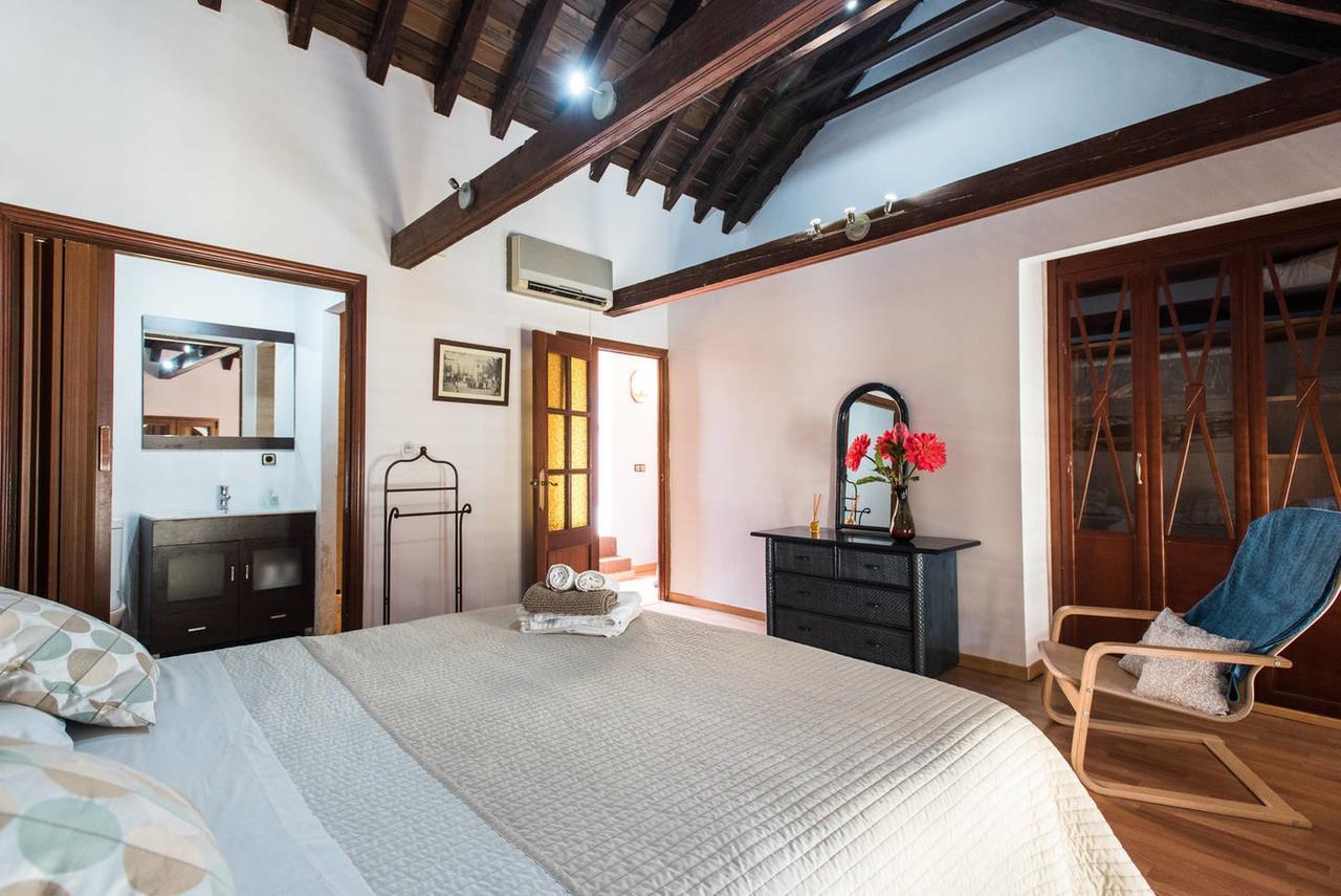 Апартаменты The Bell Ringer House Севилья Экстерьер фото